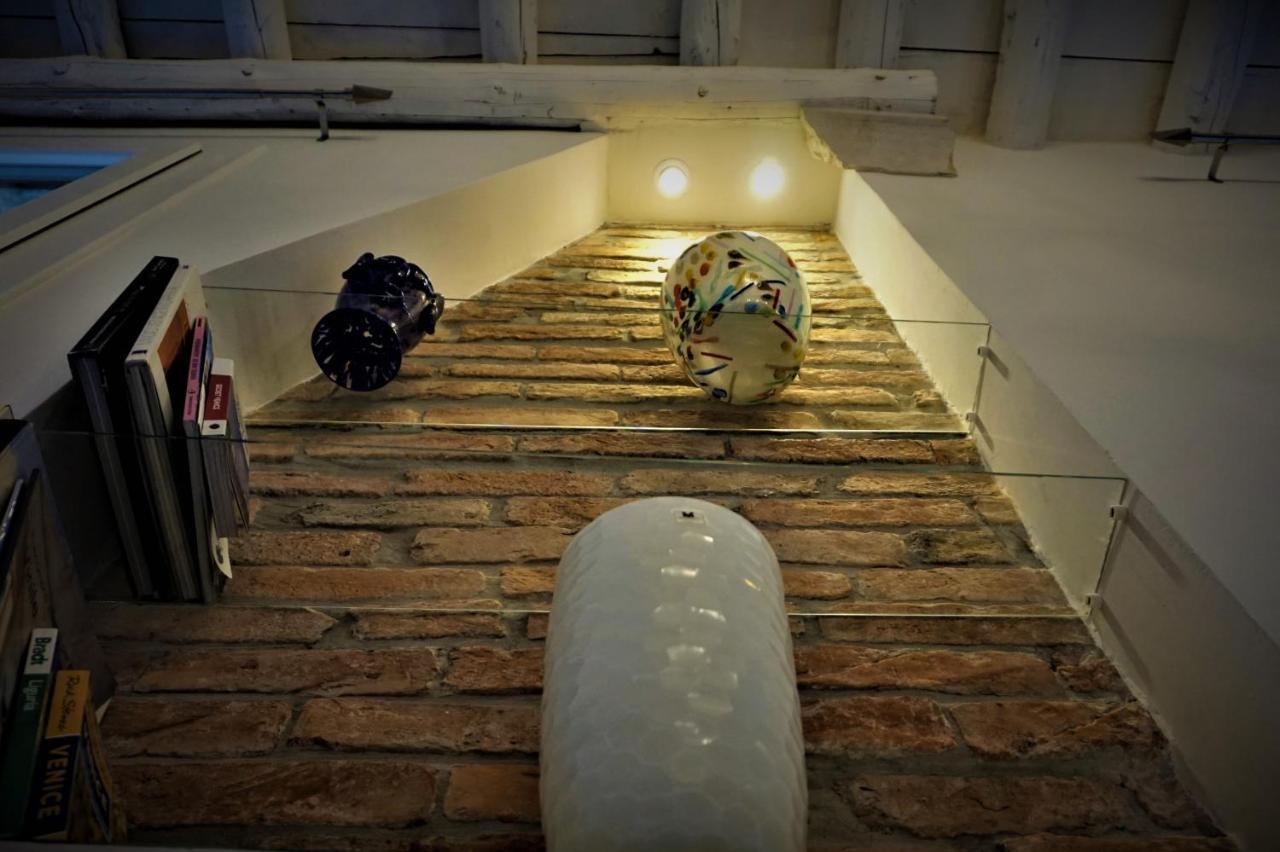 Sara S Luxury Home Five Minutes From Piazza San Marco Венеція Екстер'єр фото